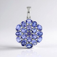 Ciondolo in argento con Tanzanite