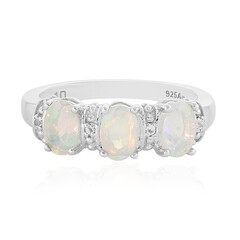 Anello in argento con Opale di Welo
