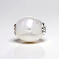 Colgante en plata con Perla blanca Freshwater (MONOSONO COLLECTION)