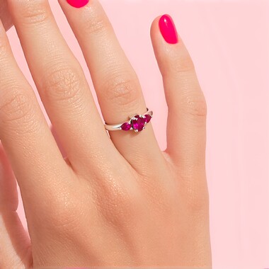 Anillo en plata con Rubí de Madagascar