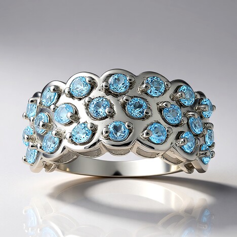 Bague en argent et Topaze bleu Suisse