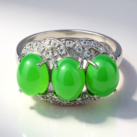 Anello in argento con Crisoprasio Imperiale