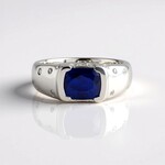 Anello in argento con Cianite del Nepal