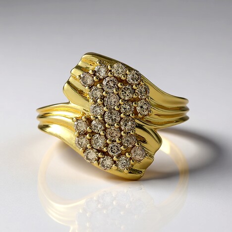 Anello in oro con Diamante Champagne I2 (de Melo Gold)