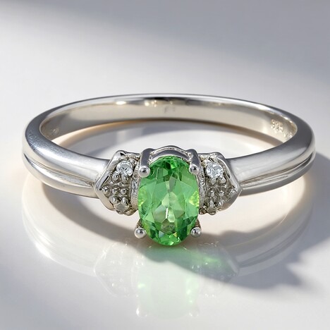 Anello in argento con Apatite Russa
