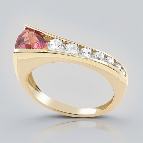 Anello in oro con Tormalina Rosa Brasiliana AAA (de Melo)