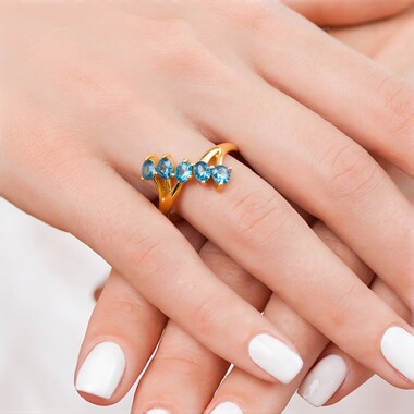 Bague en argent et Kyanite bleu pétrole