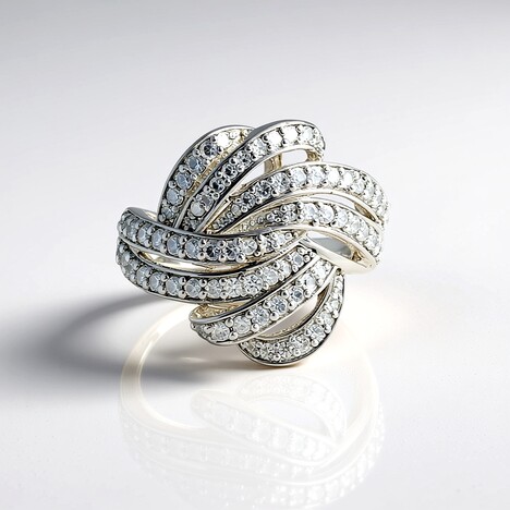 Anello in argento con Zircone