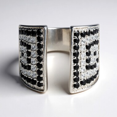 Black Spinel Silver Ring