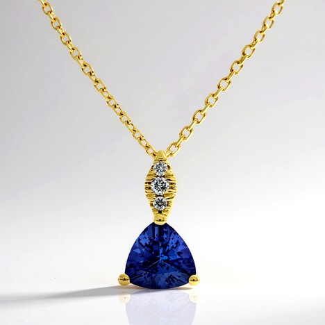 Collana in oro con Tanzanite AAA