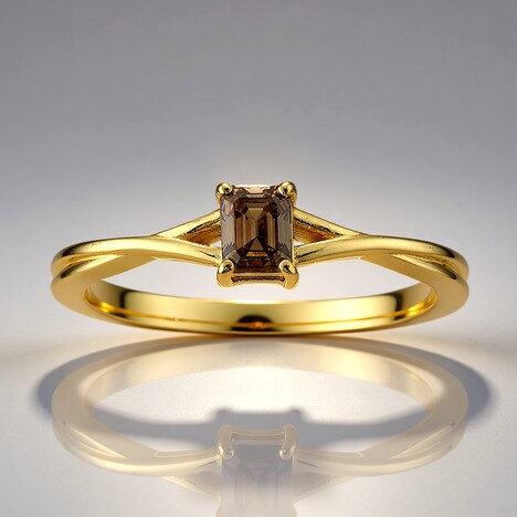 Anello in oro con Diamante Cognac d'Argyle I3 (Mark Tremonti)