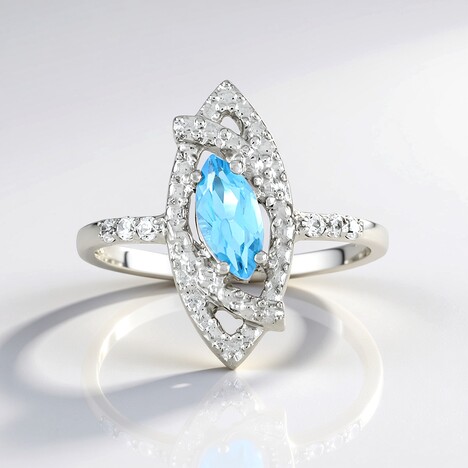 Bague en argent et Topaze bleu Suisse