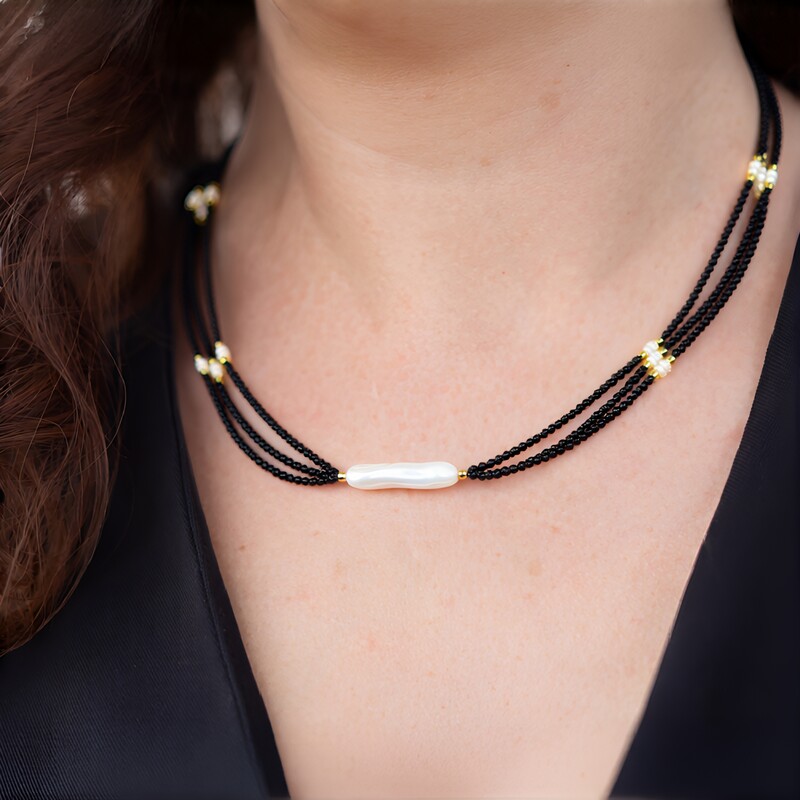 Collar en plata con Perla blanca Freshwater (Riya)