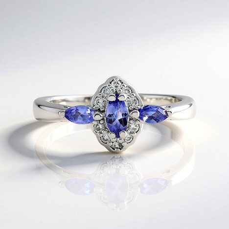 Anello in argento con Tanzanite