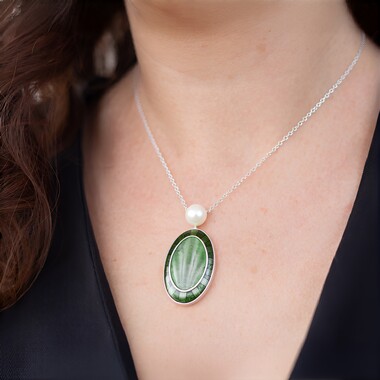 Collier en argent et Perle blanche de culture d'eau douce (Adela Silber)