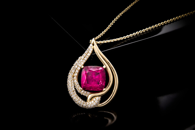 AAA-Brasilianischer Rubellit-Goldhalskette (de Melo)