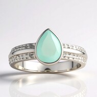 Zilveren ring met een Aqua Chalcedoon
