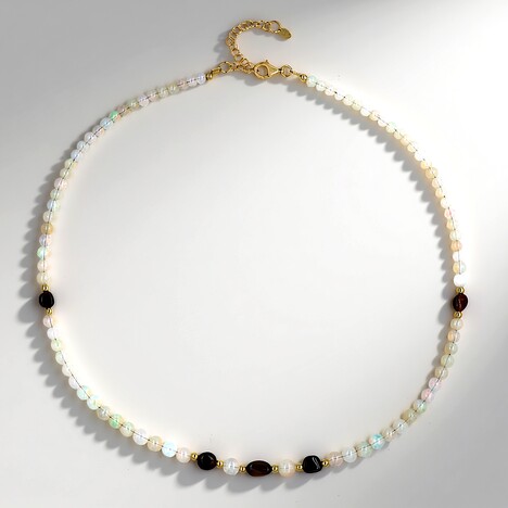 Collana in argento con Opale Mezezo