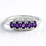Anello in argento con Ametista