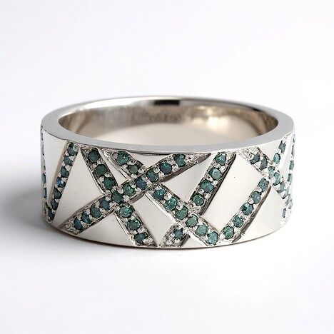 Anello in argento con Diamante Blu Royal