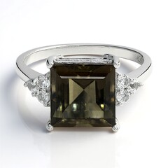 Anello in argento con Quarzo Fumè