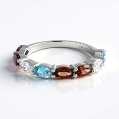 Anello in argento con Zircone Ratanakiri
