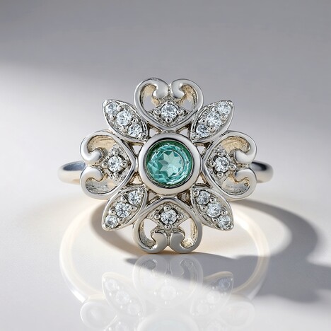 Anello in argento con Apatite Blu