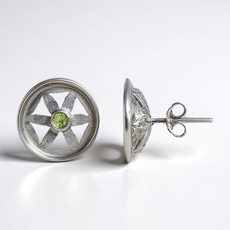Orecchini in argento con Peridoto