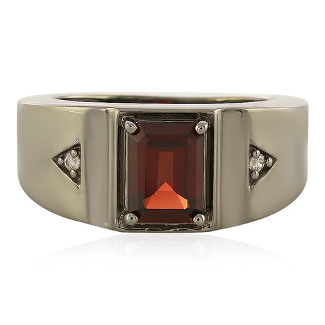 Zilveren ring met een Indische Granaat