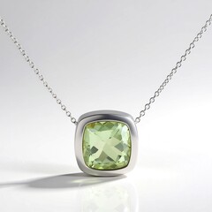 Collier en argent et Améthyste verte