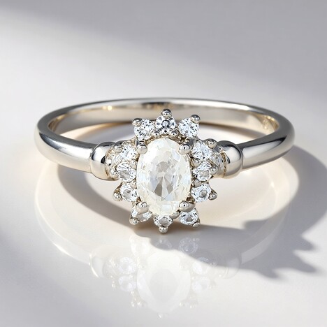 Anello in argento con Zircone