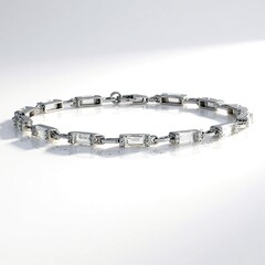 Bracciale in argento con Petalite