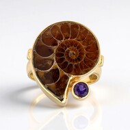 Anello in argento con Ammonite (Bali Barong)