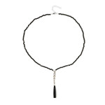 Zilveren halsketting met een zwarte spinel (KM by Juwelo)