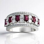 Anello in argento con Rodolite