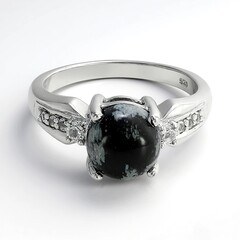 Anello in argento con Ossidiana Fiocco di Neve