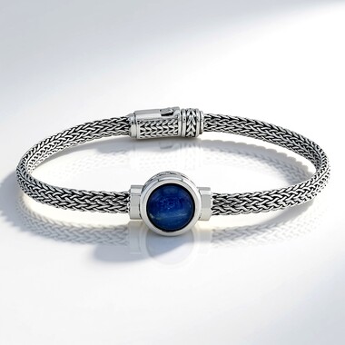 Brazalete en plata con Cianita de Nepal (Nan Collection)