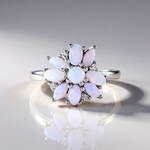 Anello in argento con Opale Australiano