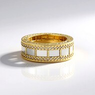 Anillo en plata con Nácar (SUHANA)