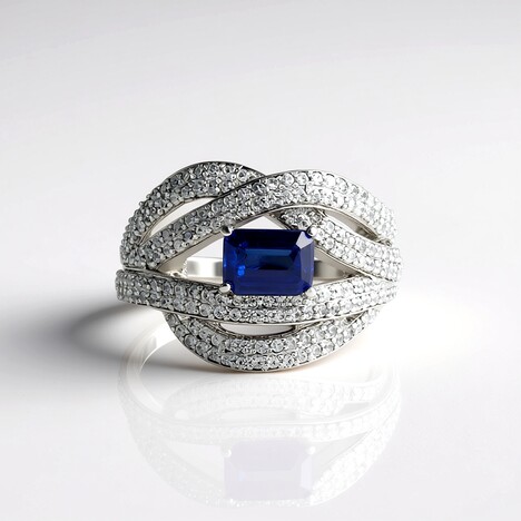 Anello in argento con Cianite del Nepal
