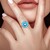 Bague en argent et Apatite bleu néon