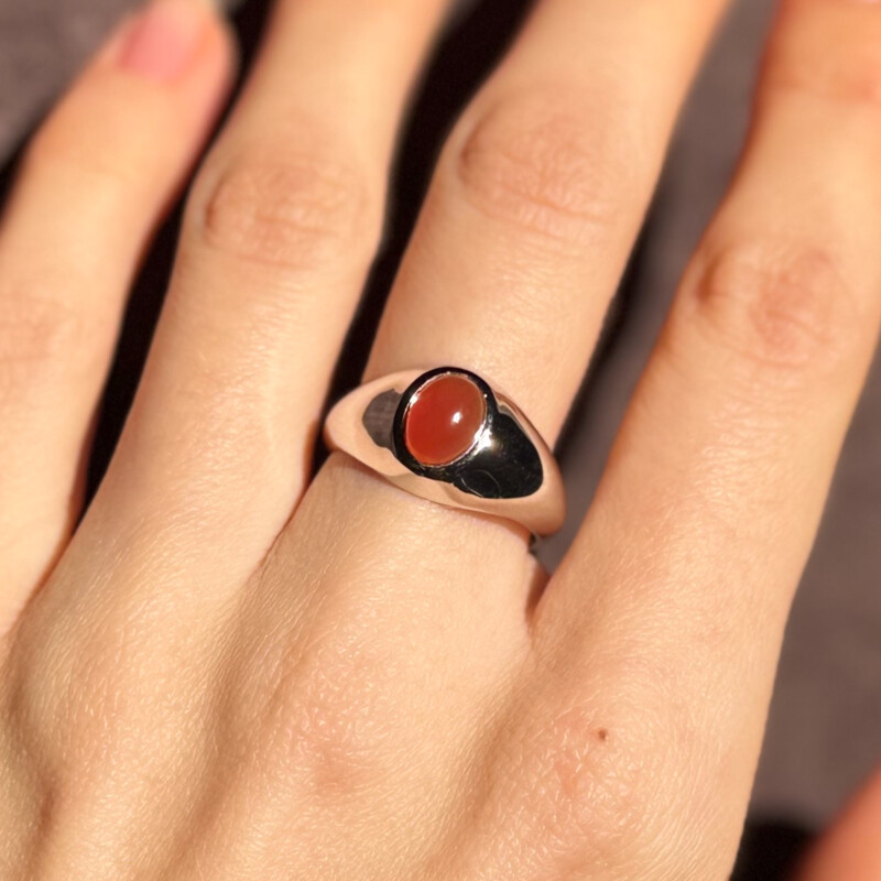Roter Onyx-Silberring