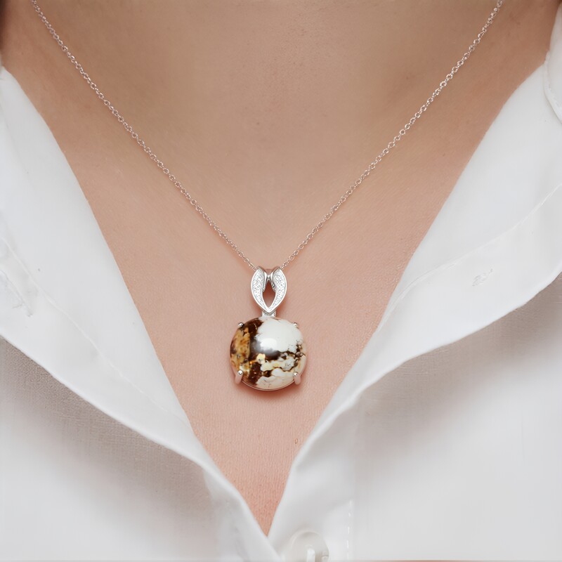 Colgante en plata con Magnesita