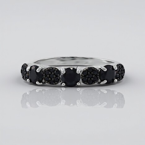 Anello in argento con Spinello Nero