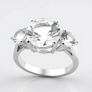 Anillo en plata con Danburita
