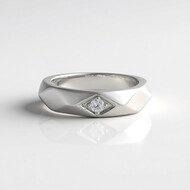 Anillo en plata con Zircón