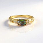 Anello in argento con Opale Mezezo
