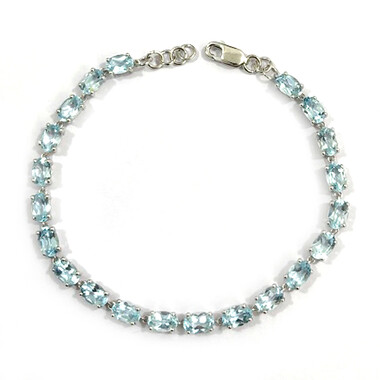 Bracelet en argent et Topaze bleu ciel