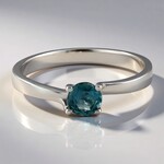 Anello in argento con Cianite Blu Foglia di Tè