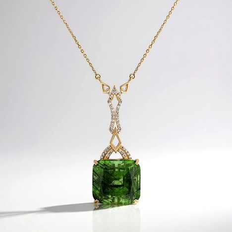 Collana in oro con Peridoto con Ludwigite (de Melo)